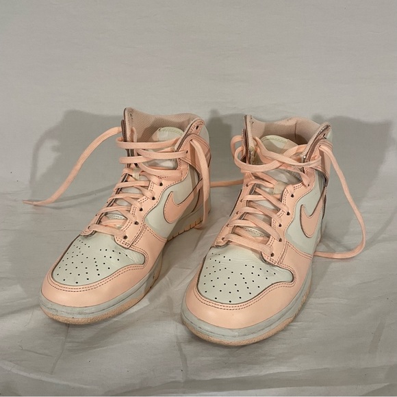 Womens Crimson Tint Dunk Highs - Picture 2 of 6